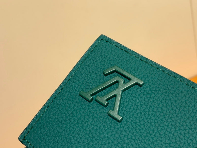 COZY - LOV Wallets - 147