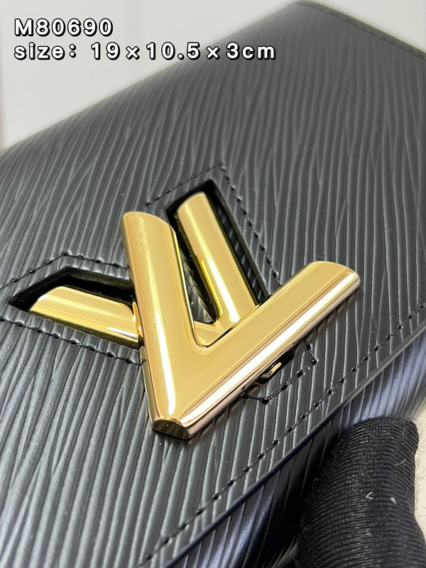 COZY - LOV Wallets - 416