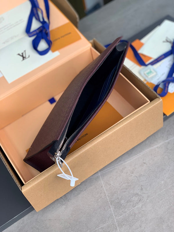 COZY - LOV Wallets - 435