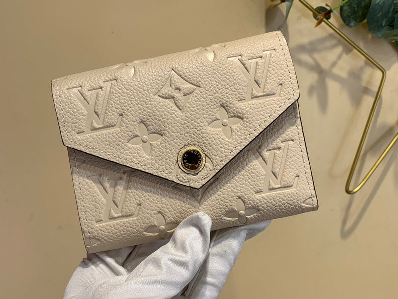 COZY - LOV Wallets - 199