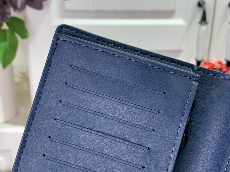 COZY - LOV Wallets - 118