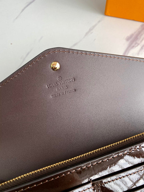 COZY BAGS - LOV Wallets - 710