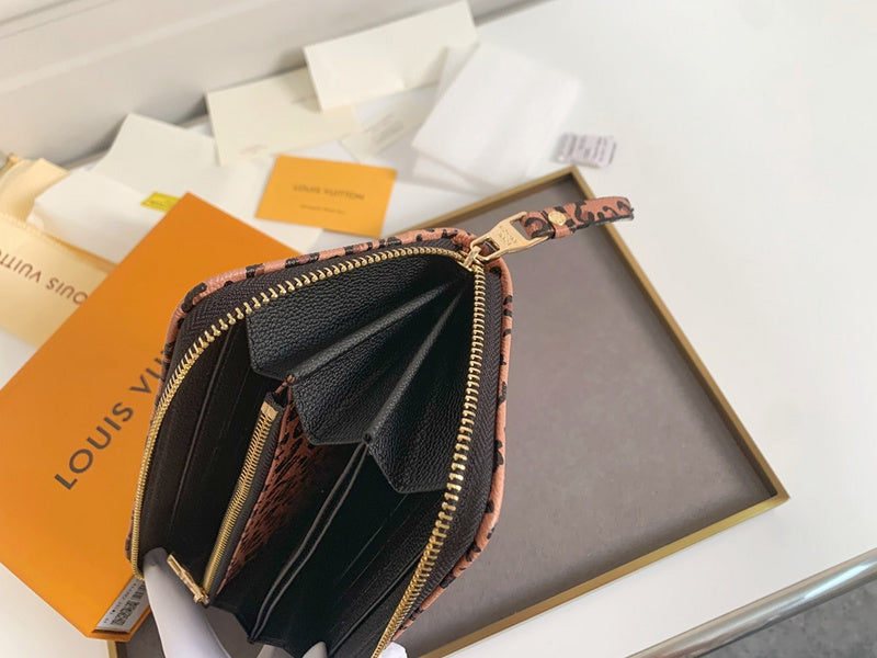 COZY BAGS - LOV Wallets - 749