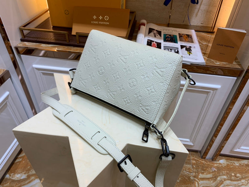 COZY - LV Bags - 4370