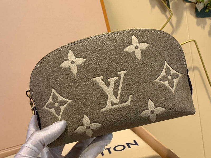 COZY - LOV Wallets - 487