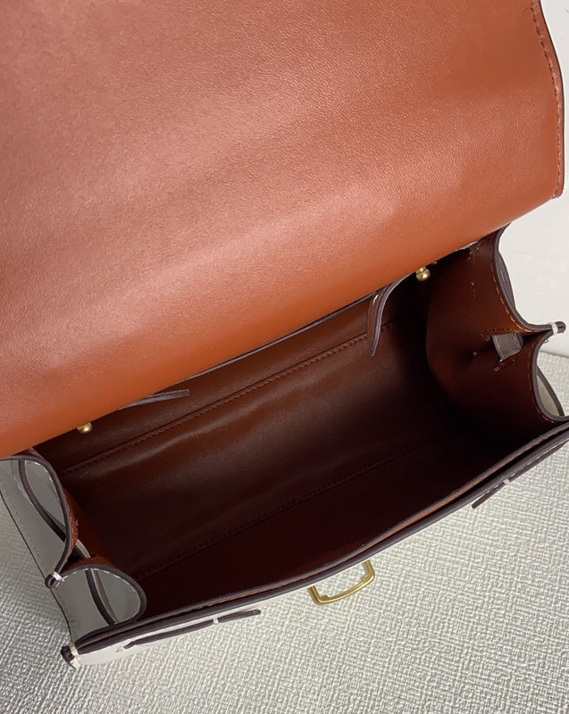 COZY - CAH Bags - 048