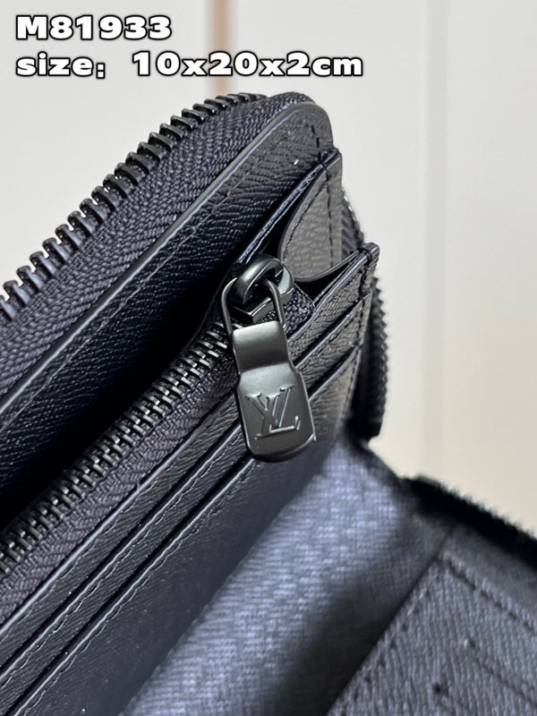 COZY - LOV Wallets - 288
