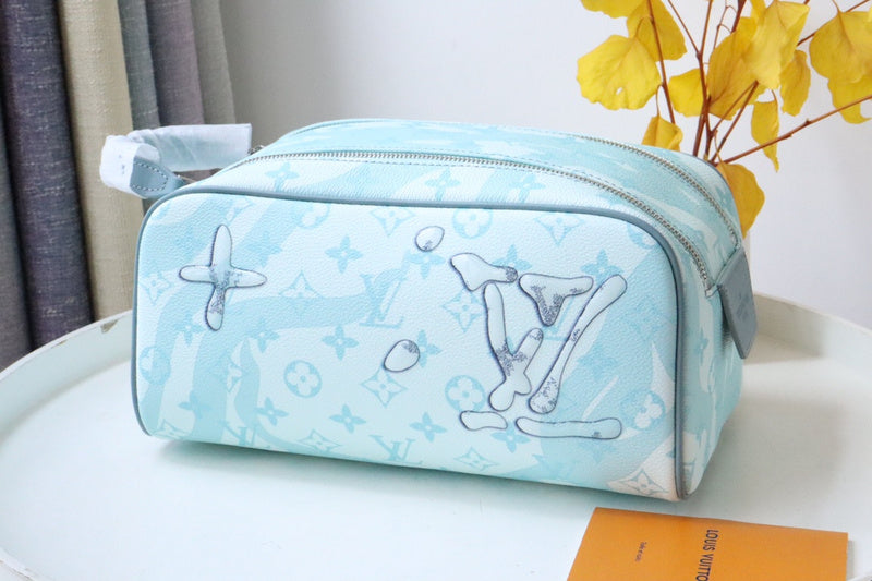 COZY - LOV Wallets - 065