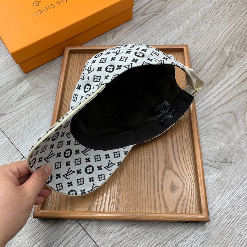 COZY BAGS - LOV Hats & Caps - 117