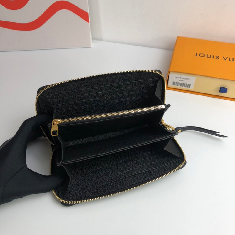 COZY BAGS - LOV Wallets - 083