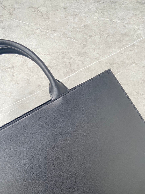 COZY - DAG Bags - 149