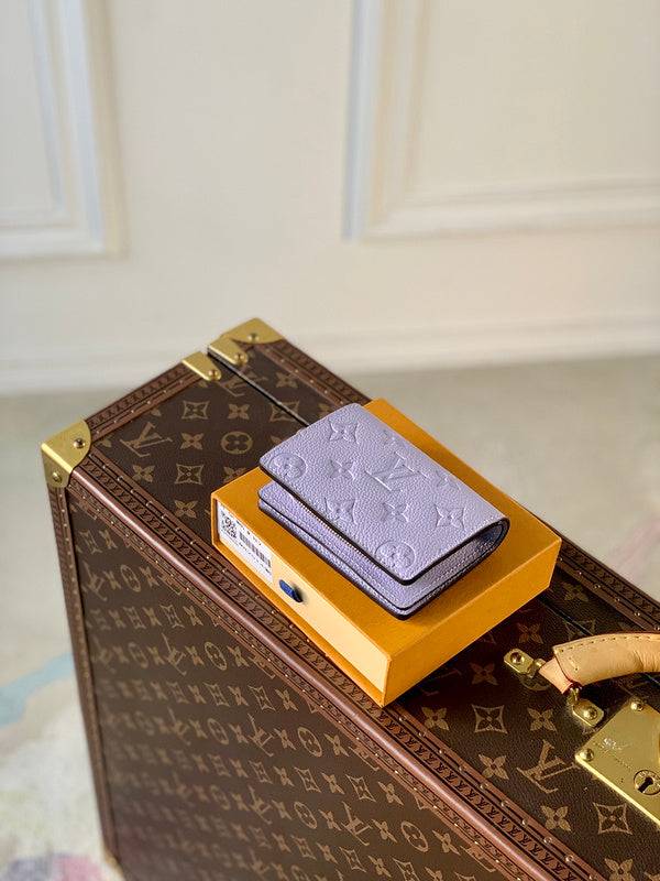 COZY - LOV Wallets - 040