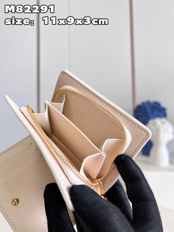 COZY - LOV Wallets - 216