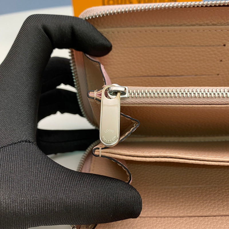 COZY - LOV Wallets - 514