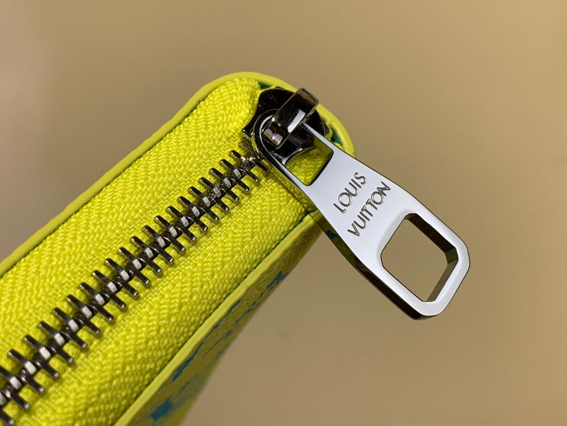 COZY - LOV Wallets - 203