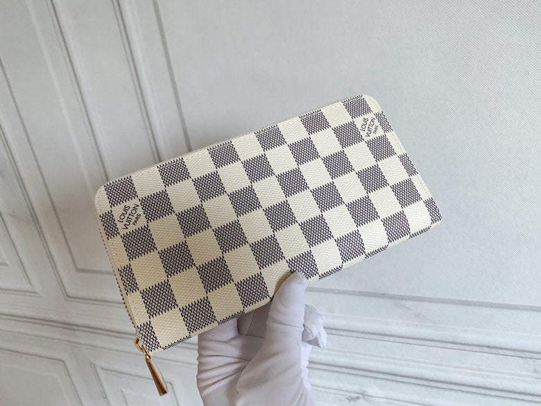COZY BAGS - LOV Wallets - 706