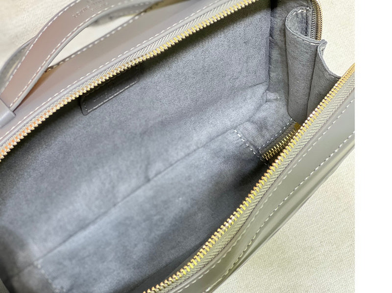 COZY BAGS - GUKI Women Bags - 1586