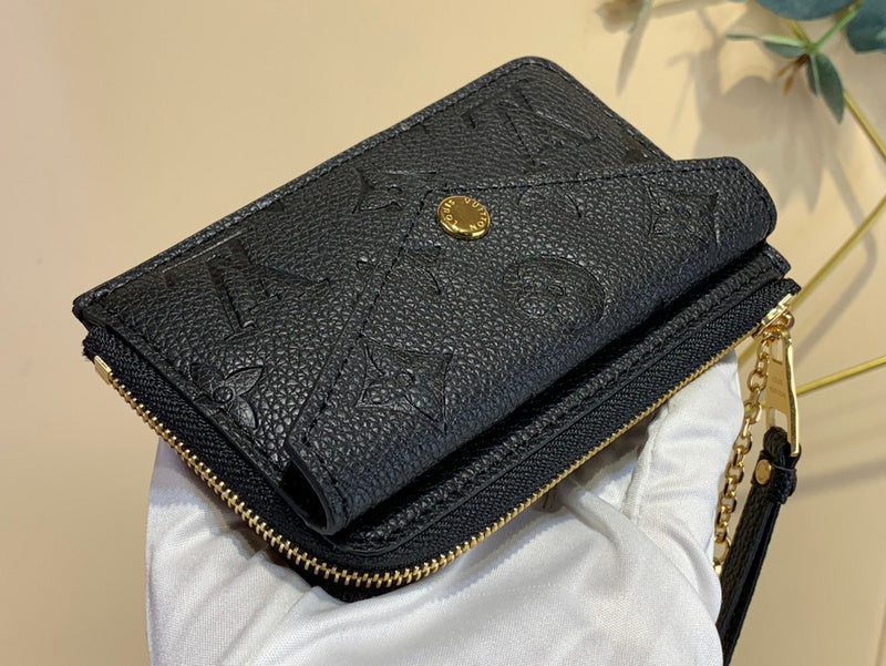 COZY - LOV Wallets - 240