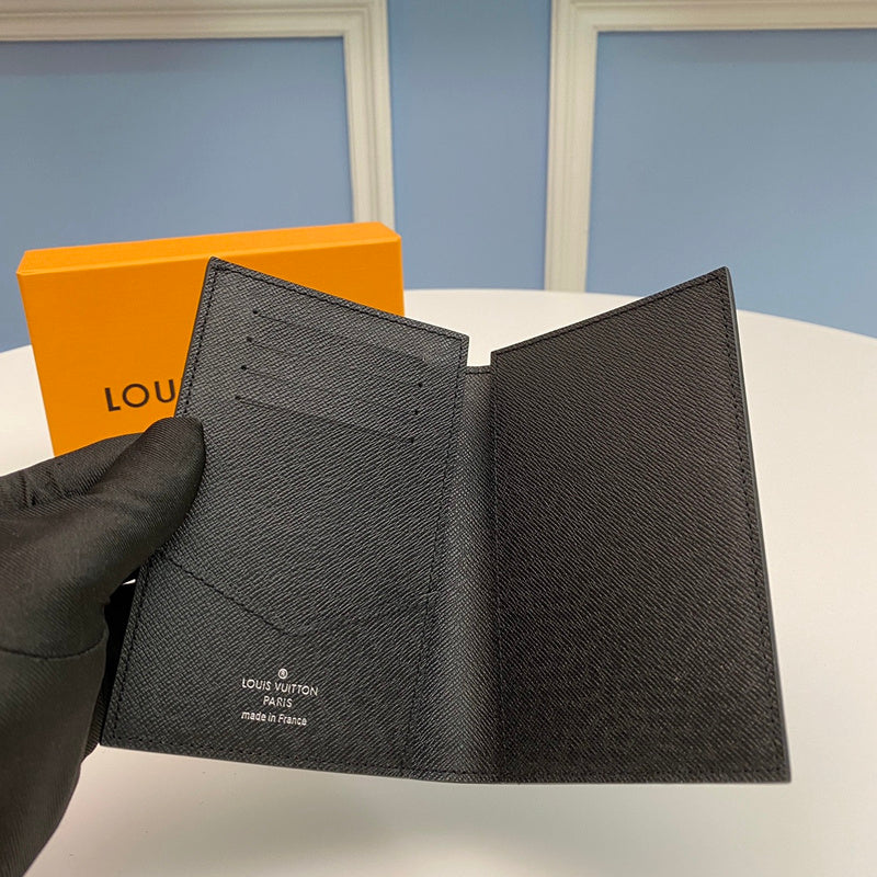 COZY - LOV Wallets - 125