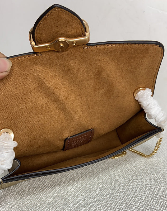 COZY - CAH Bags - 422