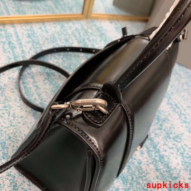 COZY BAGS - BG Hourglass Bags - 162