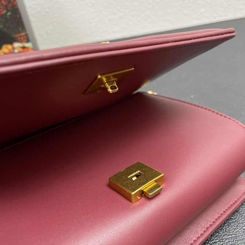 COZY - DAG Bags - 143