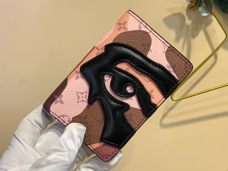 COZY - LOV Wallets - 010