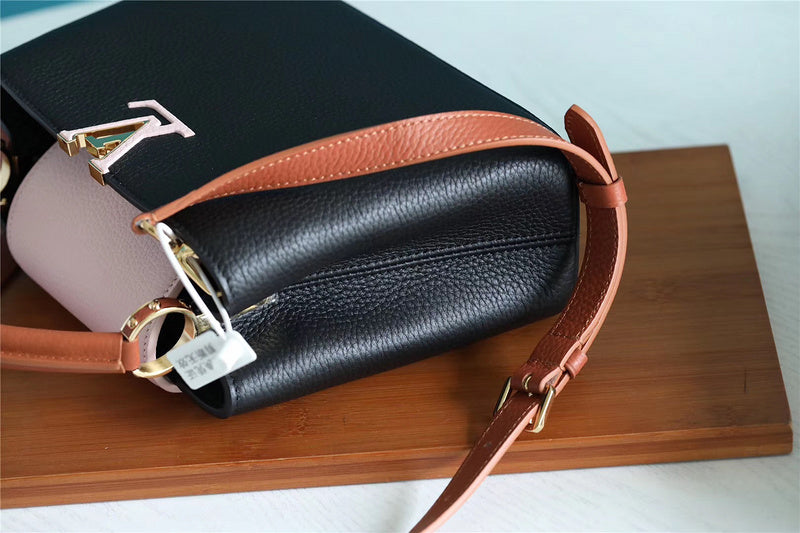 COZY - LOV Lady Bags - 1976