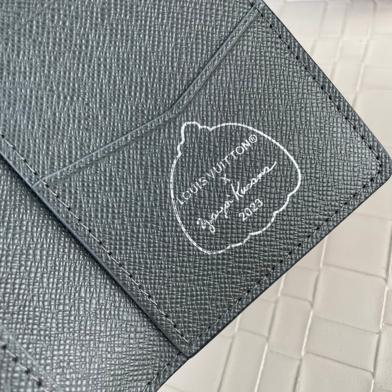 COZY BAGS - LOV Card Case - 009