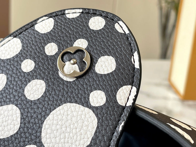 COZY BAGS - GUKI Women Bags - 1587