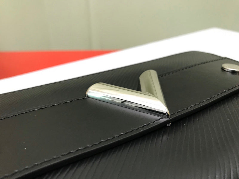 COZY - LOV Wallets - 397