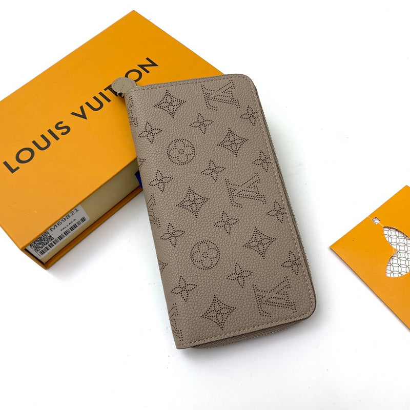 COZY BAGS - LOV Wallets - 525