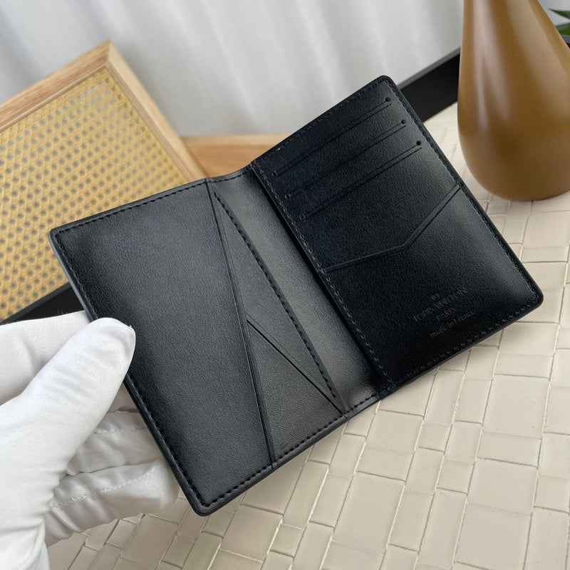 COZY BAGS - LOV Card Case - 048