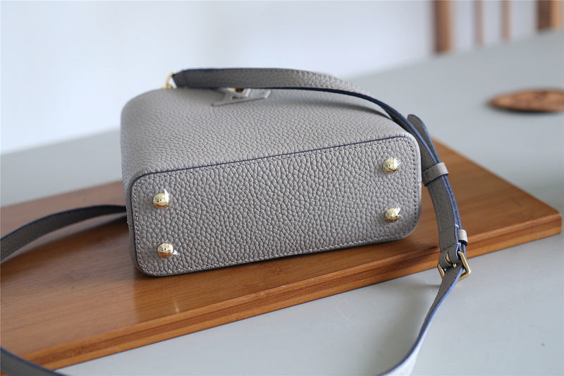 COZY - LOV Lady Bags - 1961