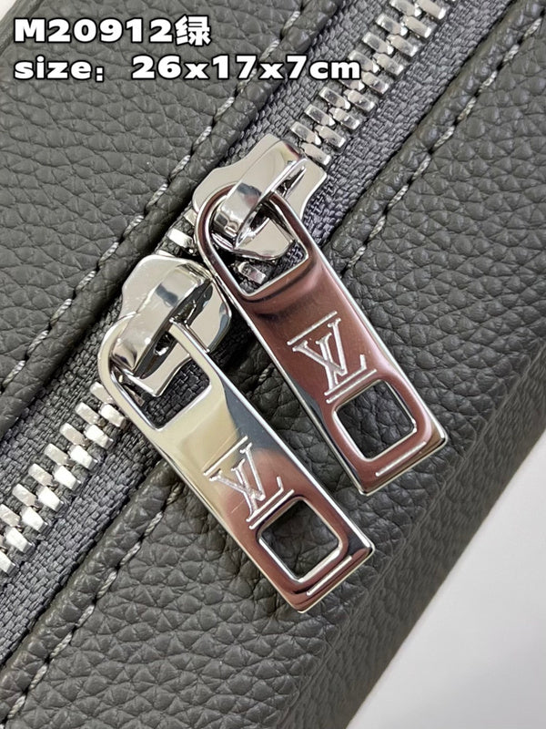 COZY - LOV Wallets - 382