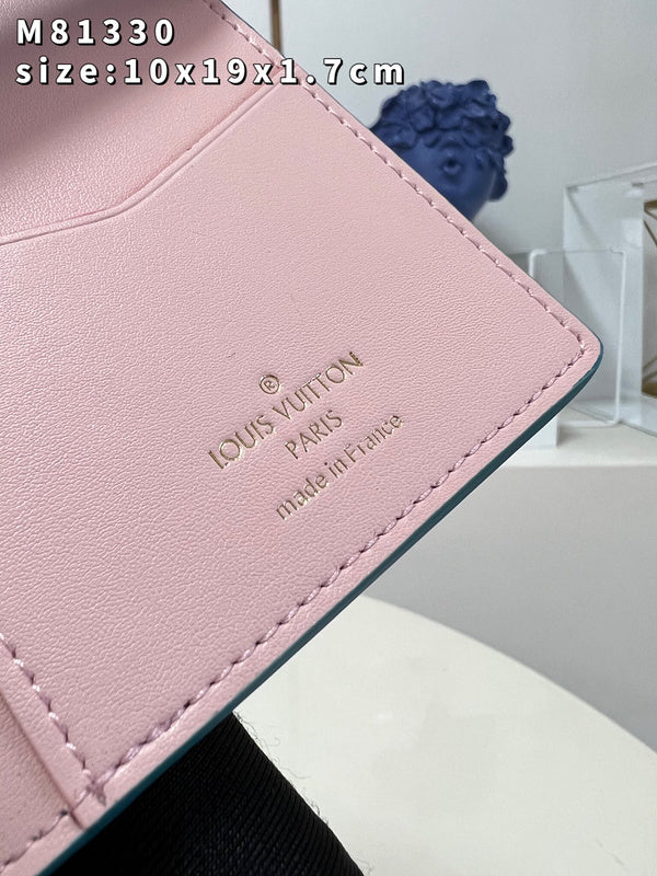 COZY - LOV Wallets - 420