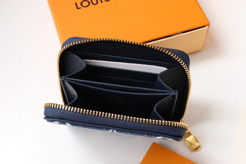 COZY BAGS - LOV Wallets - 607