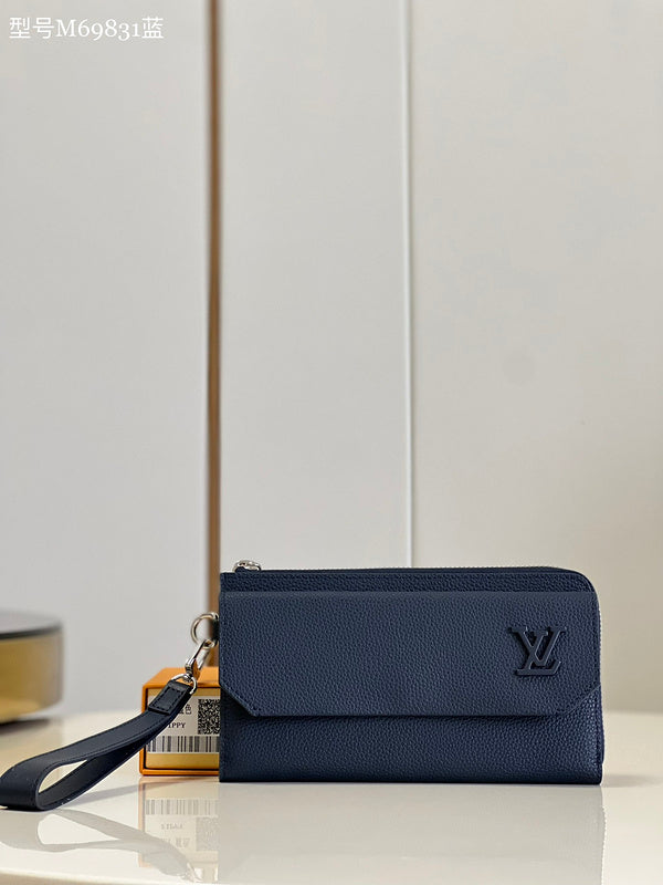 COZY - LOV Wallets - 412
