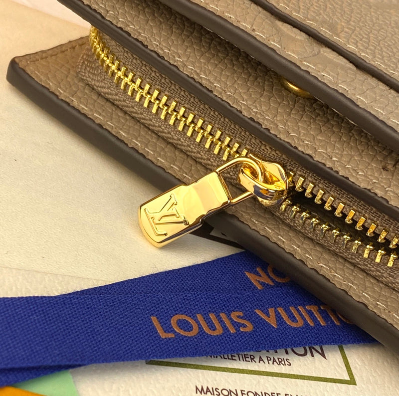 COZY - LOV Wallets - 020
