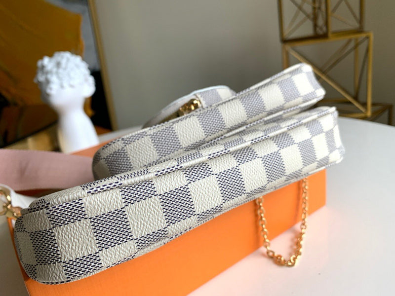 COZY - LV Bags - 4906