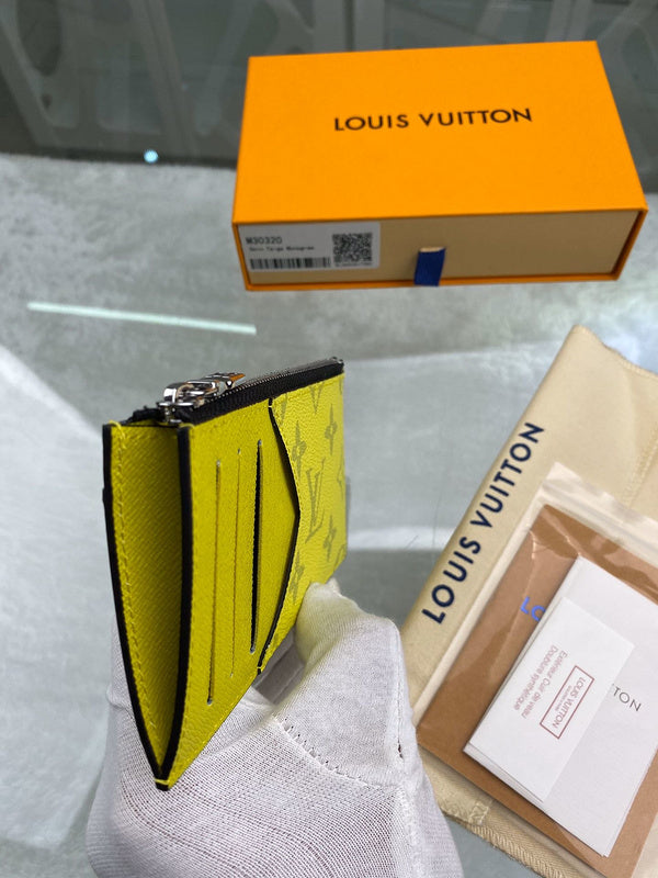 COZY BAGS - LOV Card Case - 029