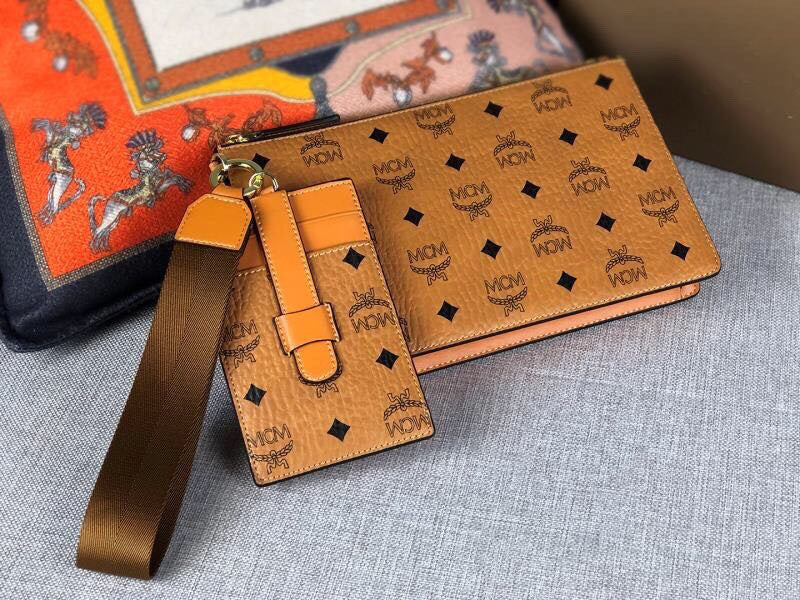 COZY - MQM Wallets - 006