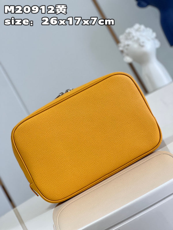 COZY BAGS - LOV Wallets - 374