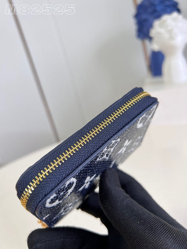 COZY - LOV Wallets - 038