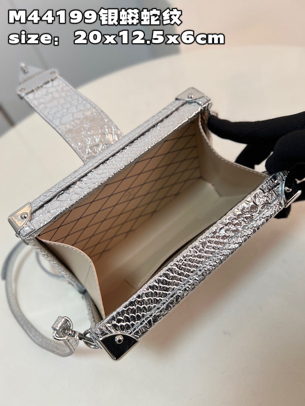 COZY - LV Bags - 1358