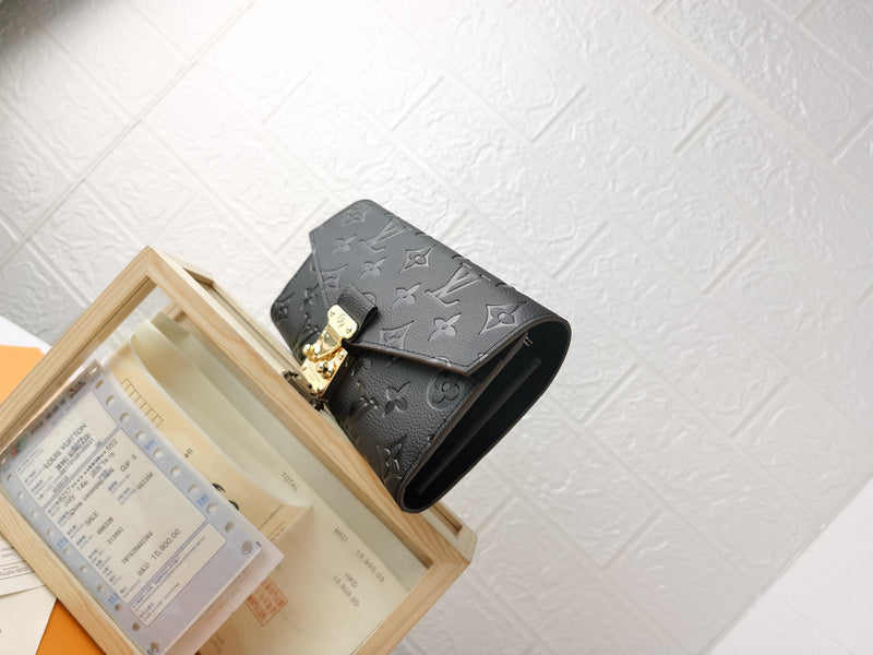 COZY BAGS - LOV Wallets - 737