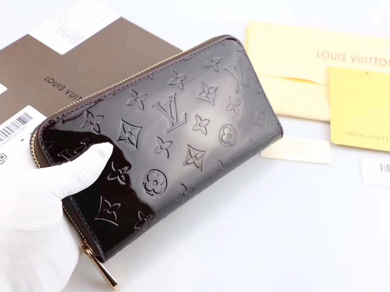 COZY BAGS - LOV Wallets - 677