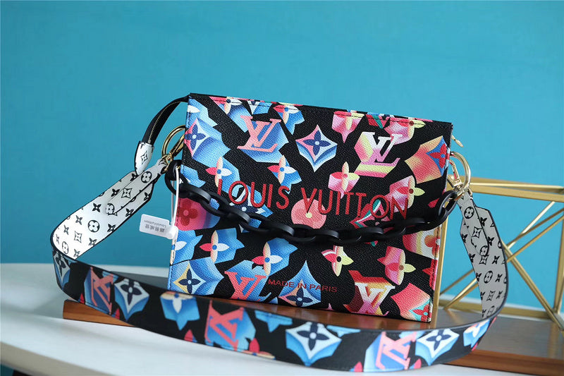 COZY - LOV Lady Bags - 1966