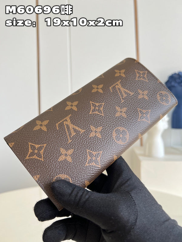 COZY - LOV Wallets - 349