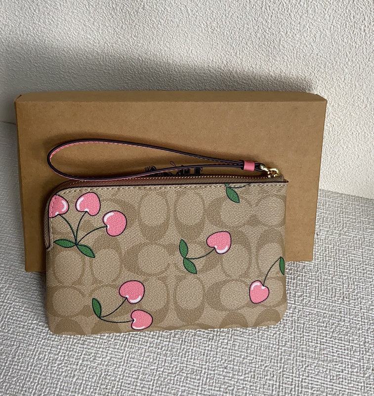 COZY - CAH Bags - 043
